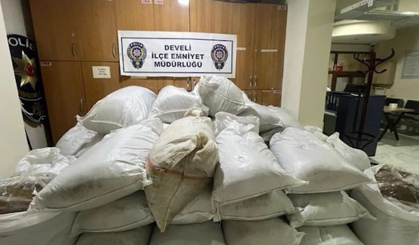 1 ton kaçak tütün yakalandı