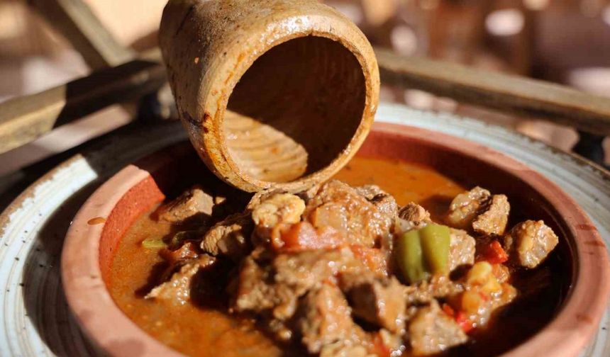 Bin yıllık değişmeyen lezzet ’testi kebabı’