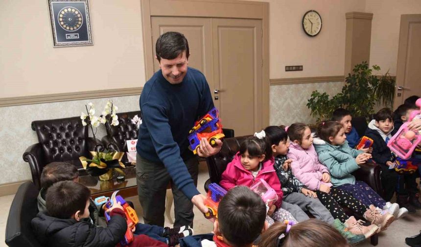 Miniklerden Polis Teşkilatına anlamlı ziyaret