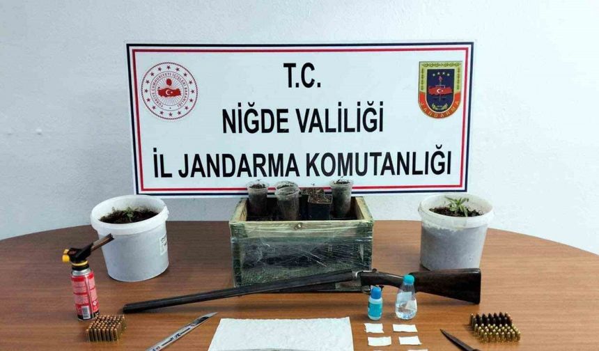 Niğde’de jandarmadan uyuşturucu ve kaçak ürün operasyonu