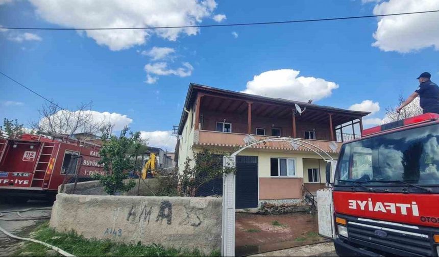 İki katlı evde yangın