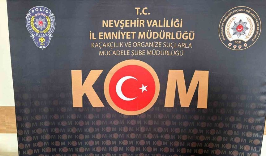 157 parça tarihi eser ele geçirildi