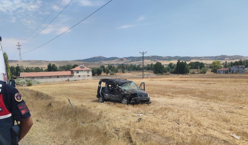 Trafik kazası: 1 ölü 1 yaralı