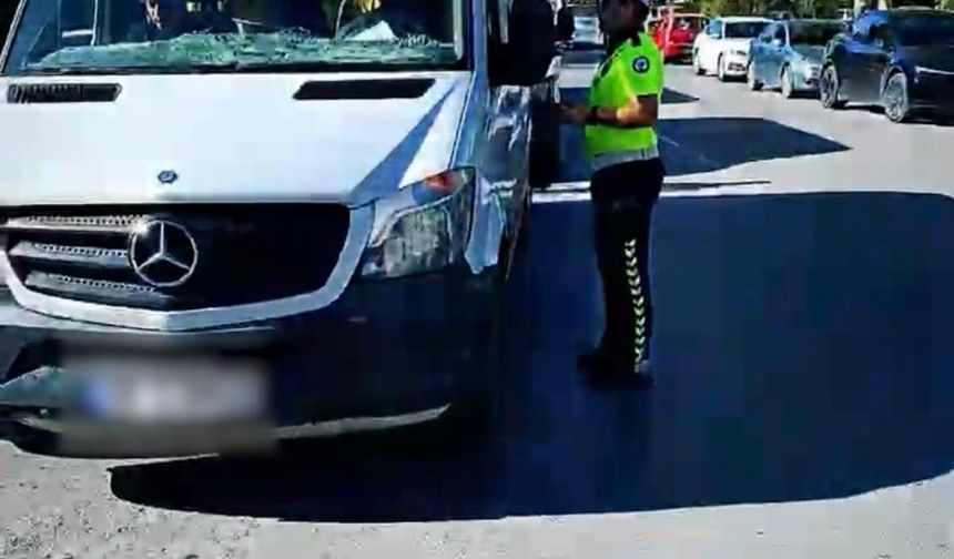 Polis ekiplerinden okul servislerine denetim: 826 servis kontrol edildi