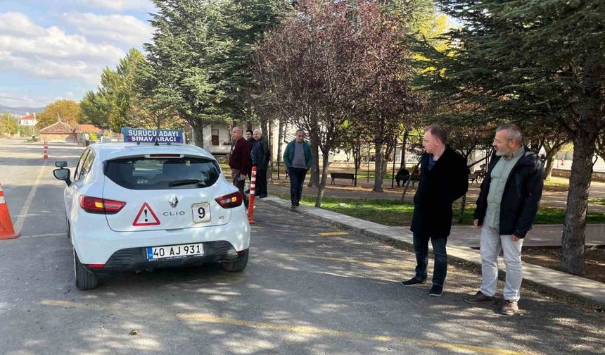 Ehliyet sınavında 259 aday başarılı oldu
