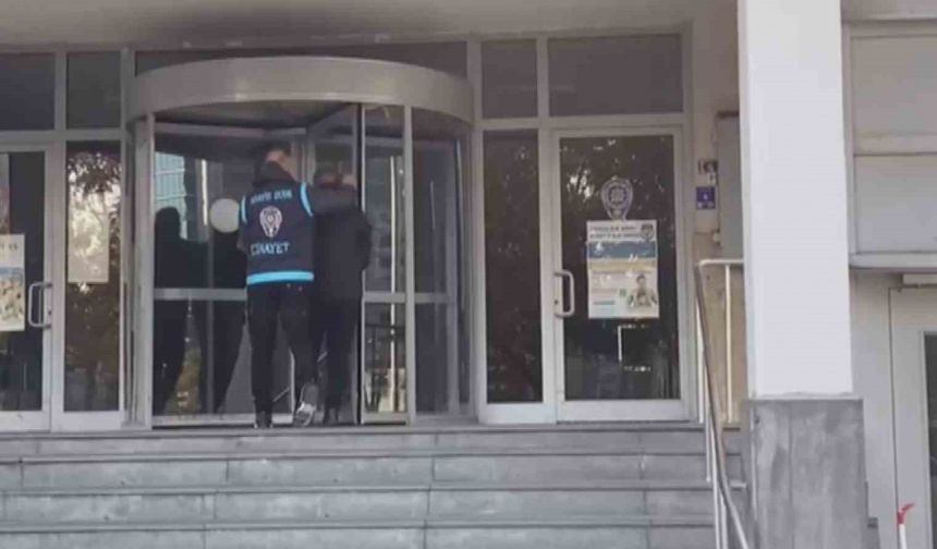 2 çocuk annesini sokak ortasında katleden şahıs yakalandı