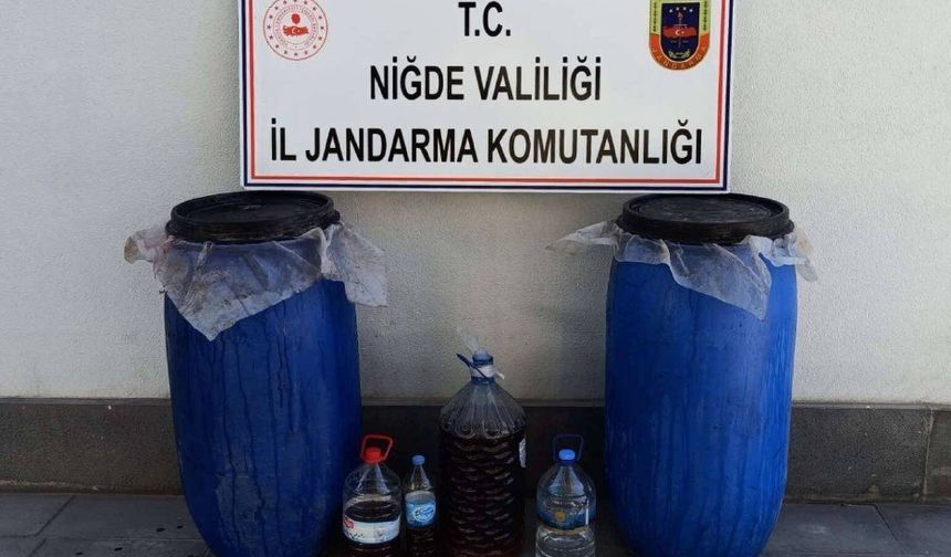 322 litre el yapımı içki ele geçirildi