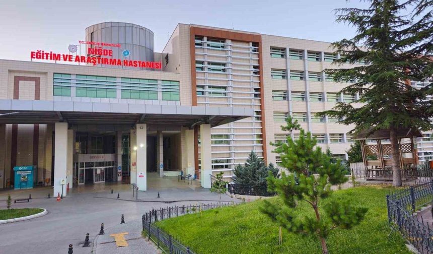 Hastane ek binasında çıkan yangın kısa sürede söndürüldü