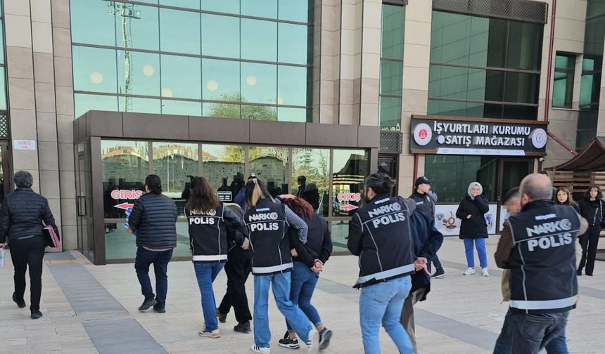 Hava destekli narkotik operasyonu: 25 kişi tutuklandı