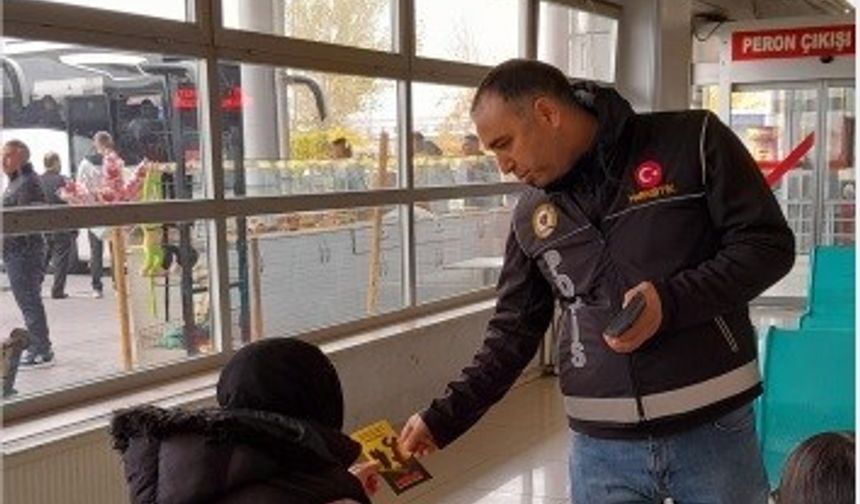 Narkotik bilgilendirme çalışmaları sürüyor