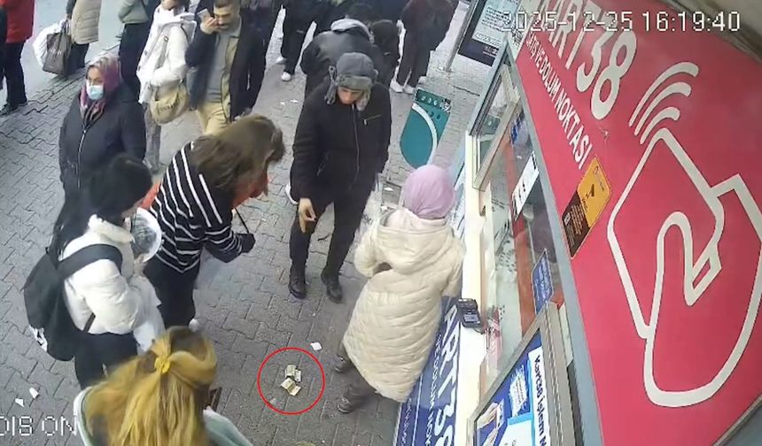 Döviz düşüren vatandaş, parasına kavuştu