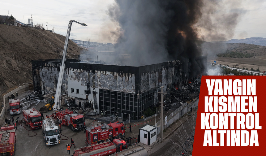 Kırıkkale'de kimya fabrikasındaki yangın kısmen kontrol altına alındı