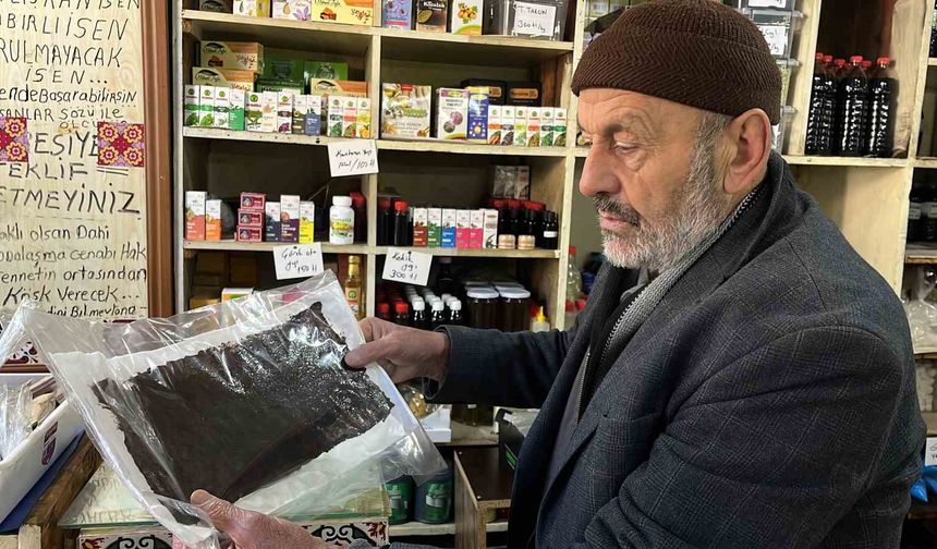 Katrancılık mesleğini 65 yıldır yaşatıyorlar