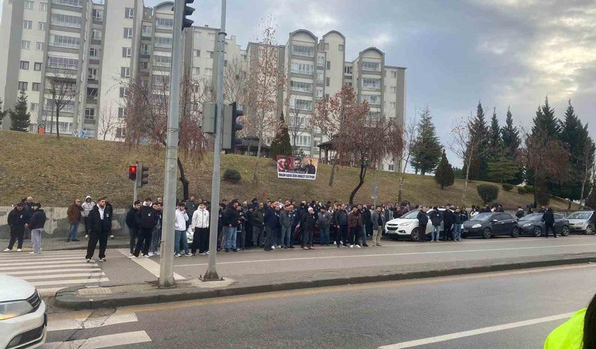 Öldürülen polis memurunun davası başladı