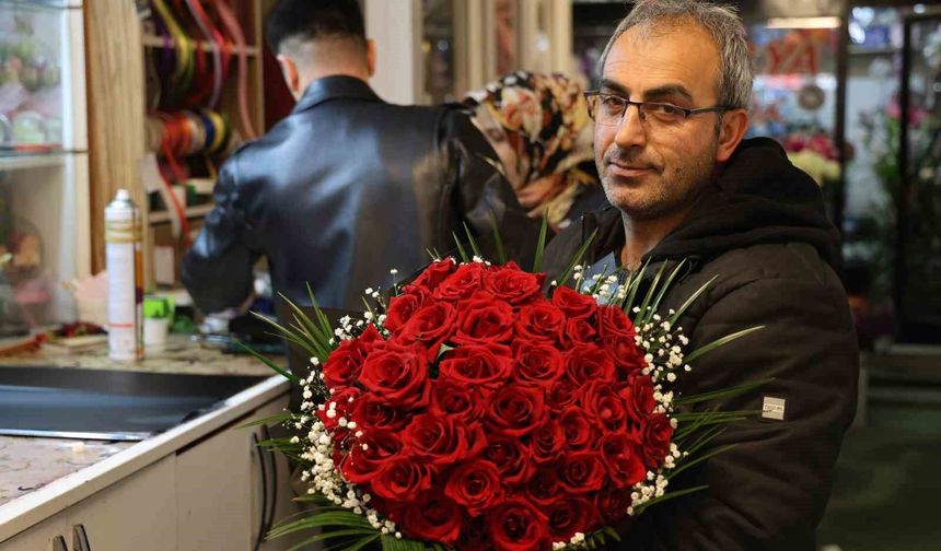 Sevgililer gününe özel '41 kere maşallah' çiçek konseptine ilgi