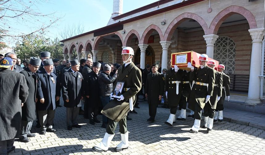 Kırıkkale’de Kıbrıs Gazisi Tayyip Çevik Son Yolculuğuna Uğurlandı