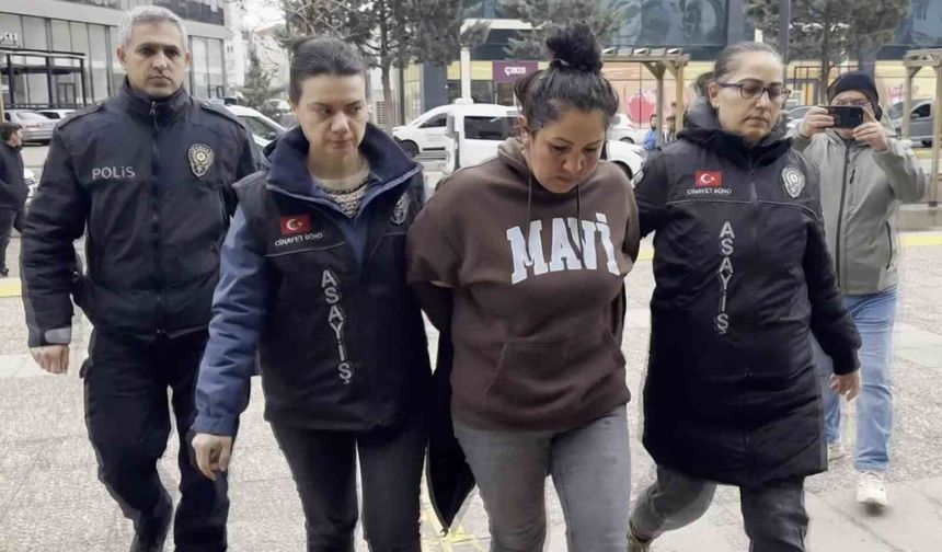 Annesinin sevgilisini bıçaklayan genç ve polise tokat atan annesi tutuklandı