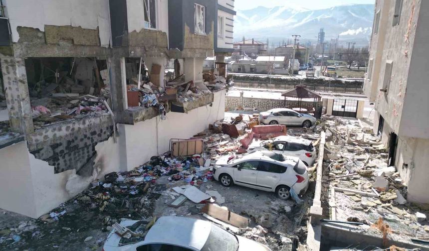 Patlamanın boyutu gün ağarınca ortaya çıktı