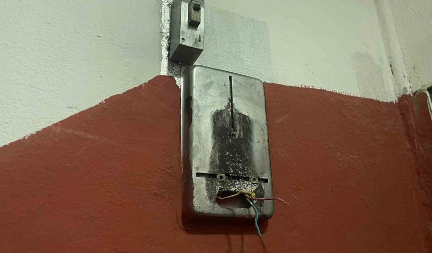 Akıllara durgunluk veren hırsızlık: Evin elektrik sayacını çaldılar