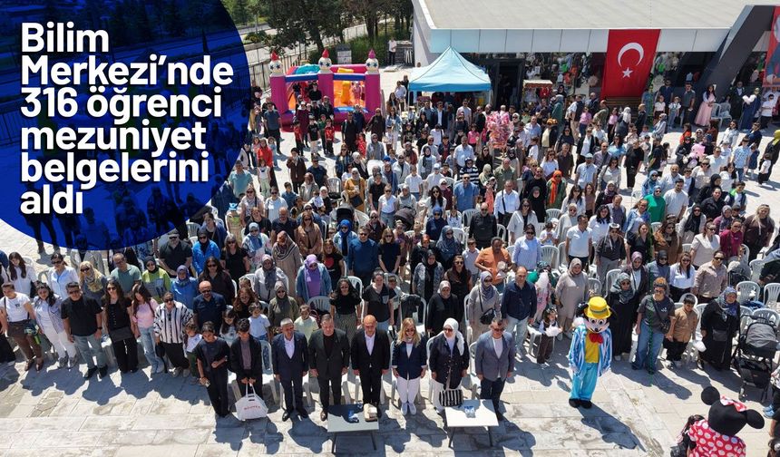 Kırıkkale Belediyesi Bilim Merkezi’nde Mezuniyet Coşkusu