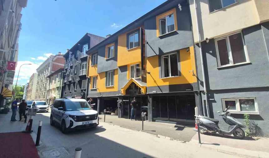30 yaşındaki genç adam evinde ölü bulundu