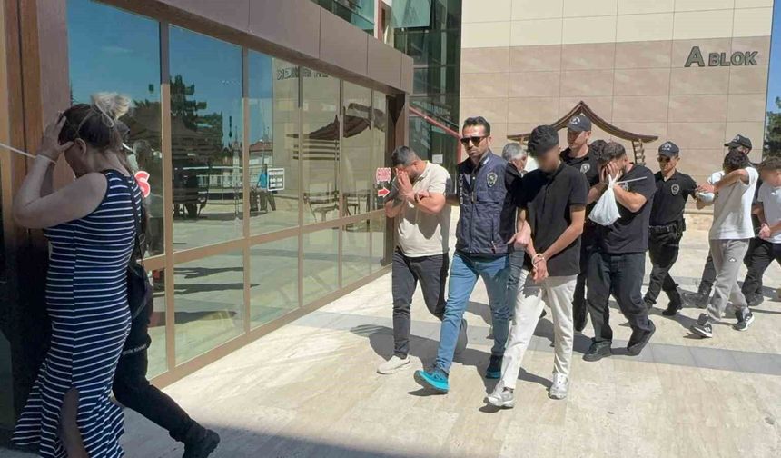 Nevşehir merkezli 120 milyon liralık dolandırıcılık operasyonunda 17 tutuklama