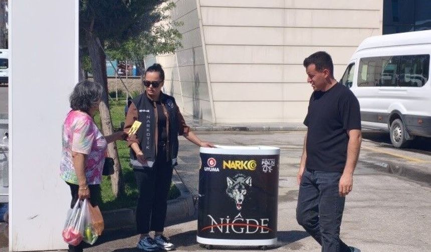 210 kişiye narkotik bilgilendirmesi