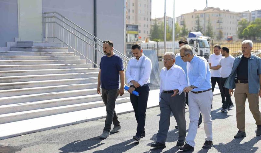 Başkan Büyükkılıç'tan 85 milyon TL'lik yatırım maliyetli eğitim yuvasında inceleme