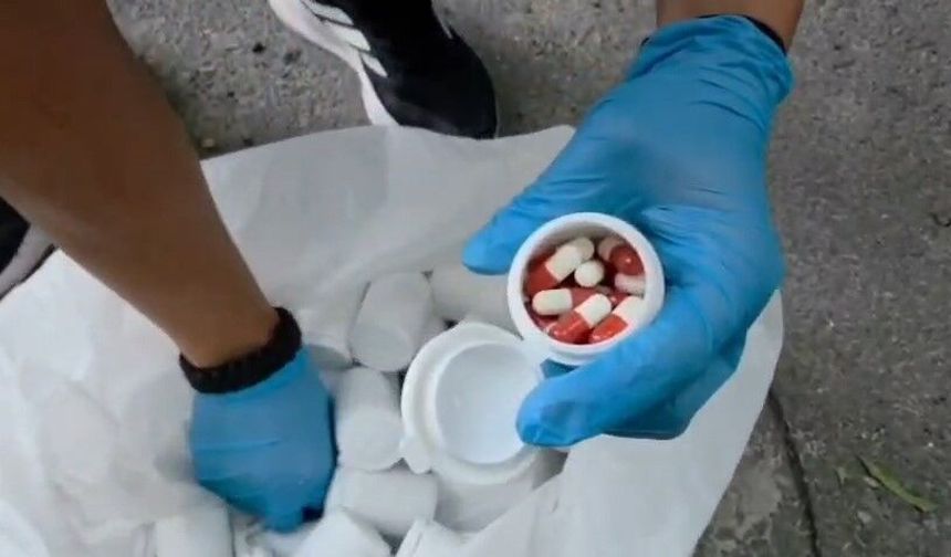Narkotik operasyonu: 3 bin 32 sentetik ecza ele geçirildi
