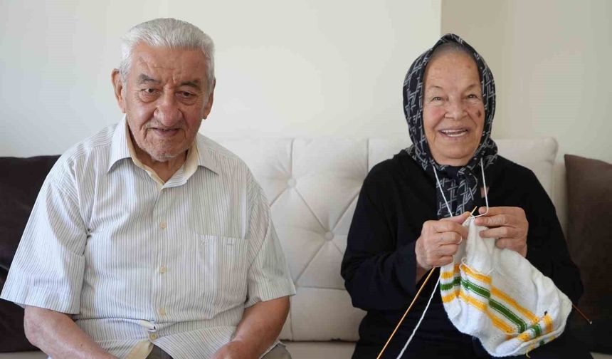 Rüyası hayatına yön verdi, yarım asırdır çocuklar için örgü örüyor
