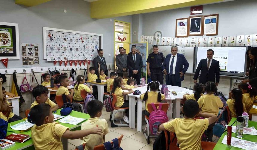 Bozkır'da İlköğretim Haftası kutlamaları