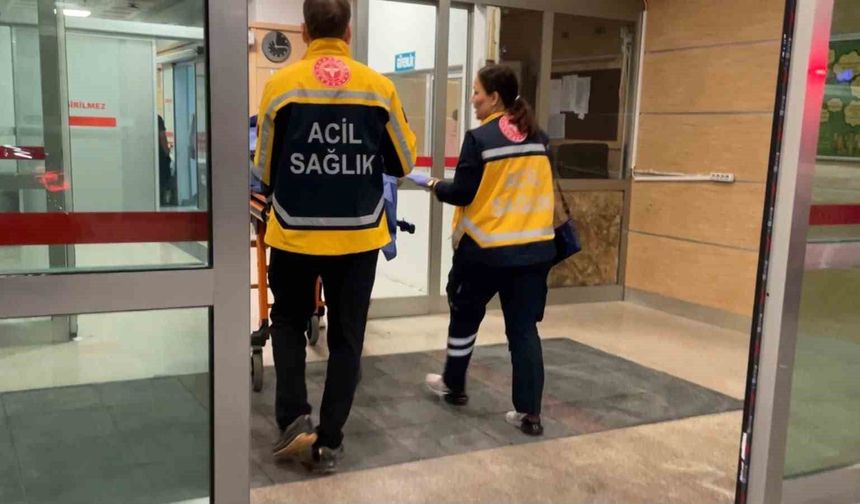 Karaman'da parkta bıçaklı kavga: 1 yaralı