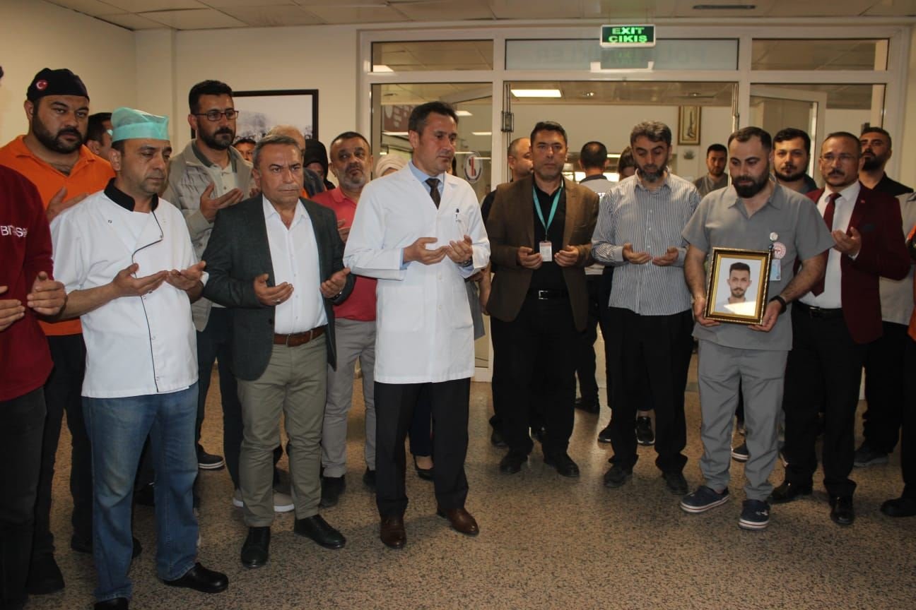 Kırıkkale’de Hayatını Kaybeden Hastane Personeli Vefa Köşesi’ne Eklendi (2)