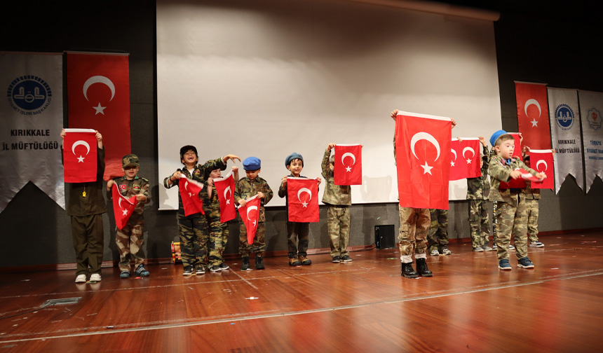 Kırıkkale Müftüsü Topal, Sosyal Medya Çocukların Zihin Dünyasını Tahriş Ediyor (3)