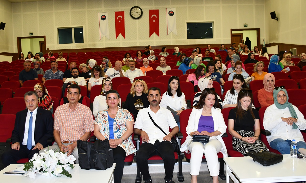Kırıkkale’de Öğretmenlere Yılsonu Toplantısı Düzenlendi (3)