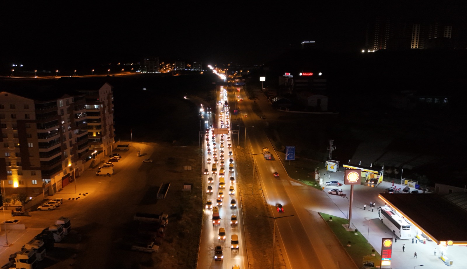 Kırıkkale’de Trafik Yoğunluğu! Tatilciler Dönüşe Geçti! (3)