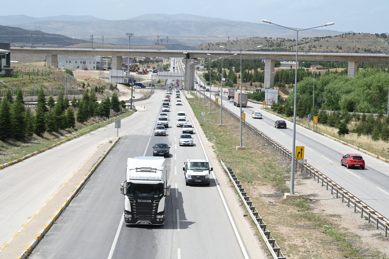 Kırıkkale’nin Çilesi Başladı! Kilit Kavşak’ta Trafik Yoğunluğu! (3)