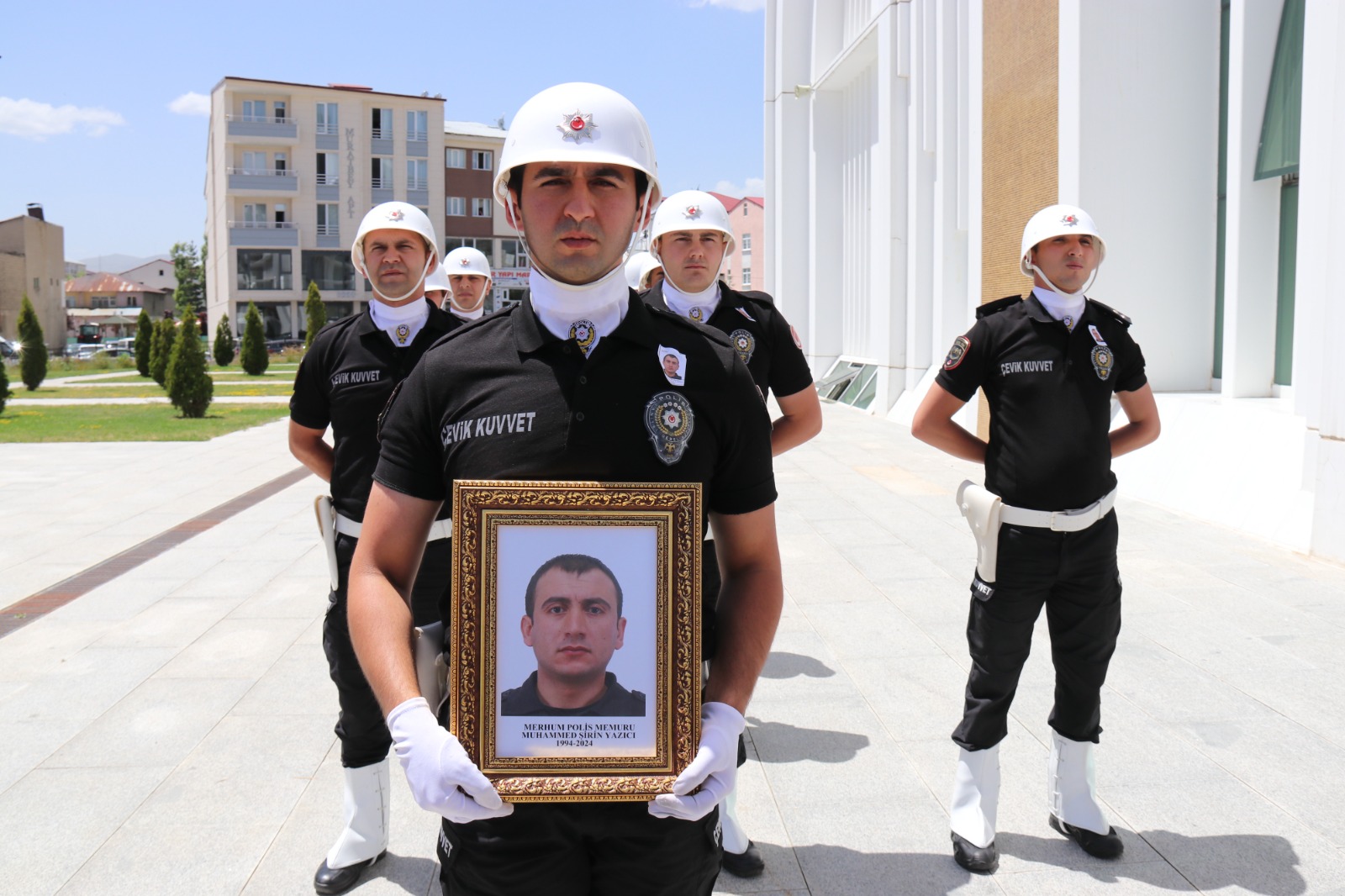 Kırıkkale’de Hayatını Kaybeden Polis Memuru Toprağa Verildi (1)