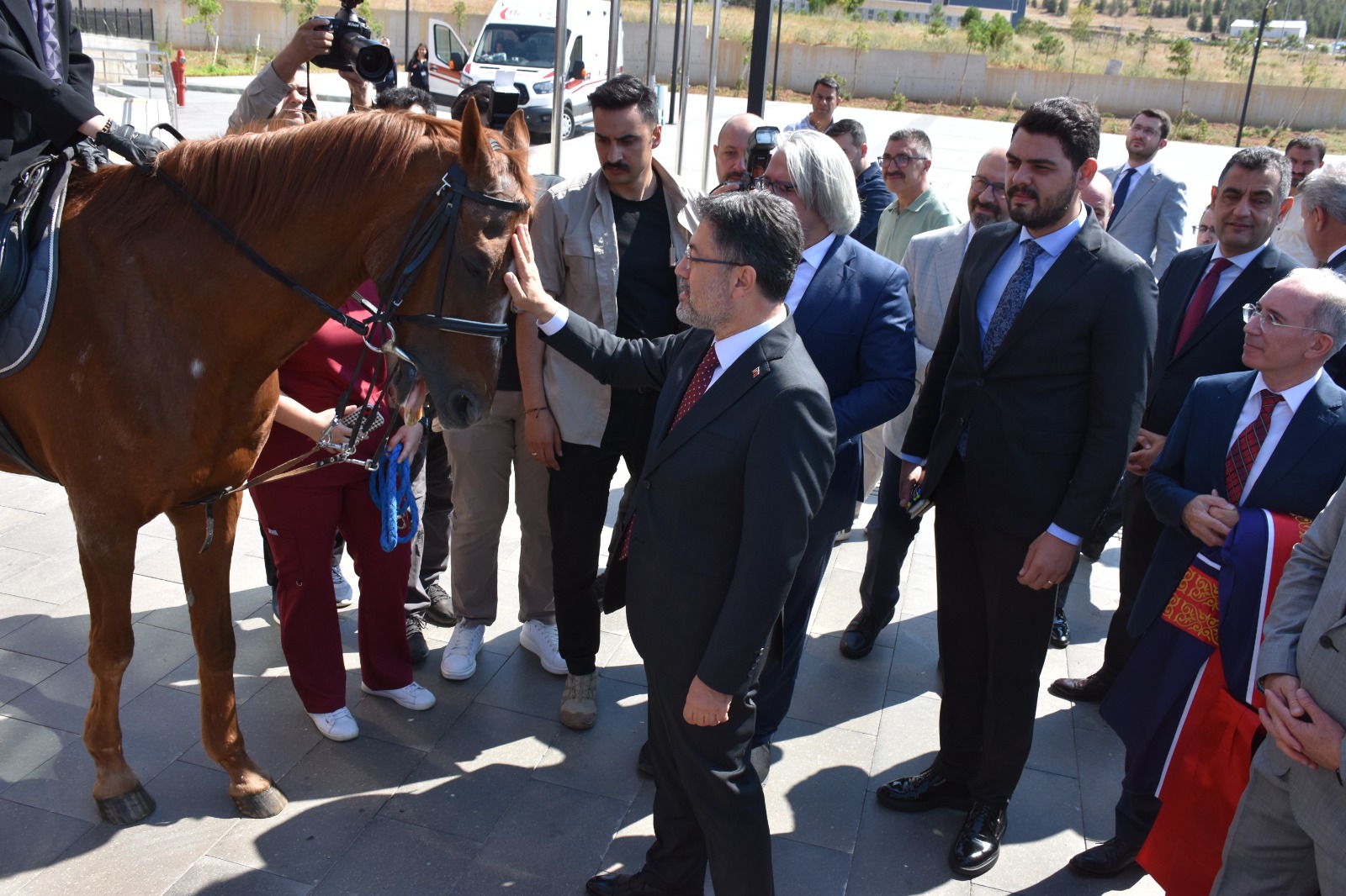 Tarım Ve Orman Bakanı Yumaklı, Kırıkkale Üniversitesi Mezuniyet Töreninde Konuştu (4)