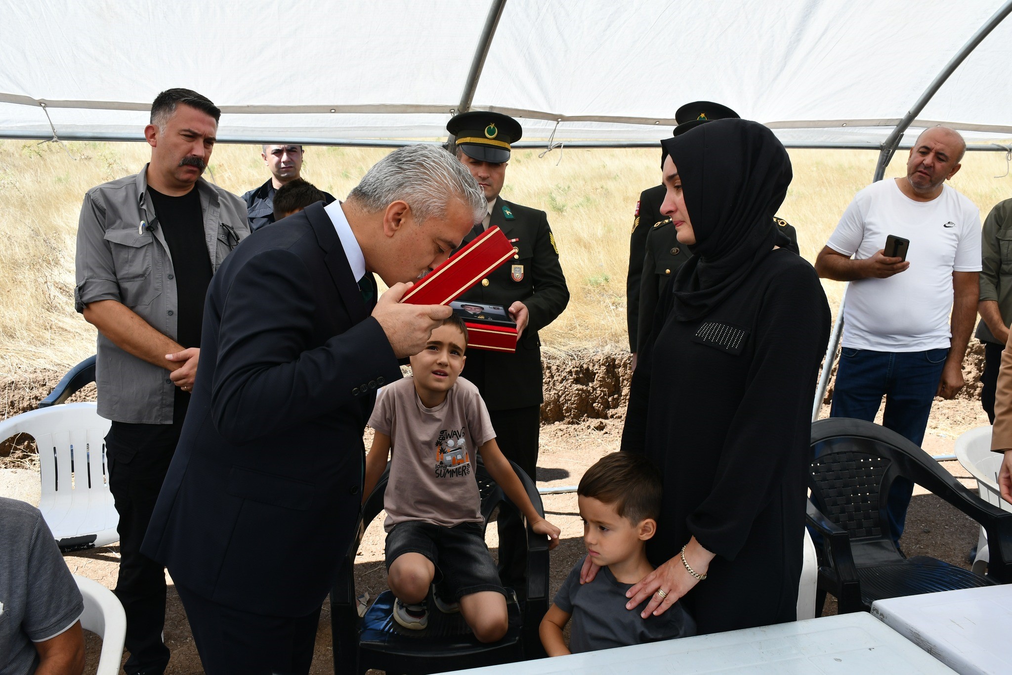 Kırıkkaleli Şehit Karakoç'un Ailesine Şehadet Belgesi Verildi