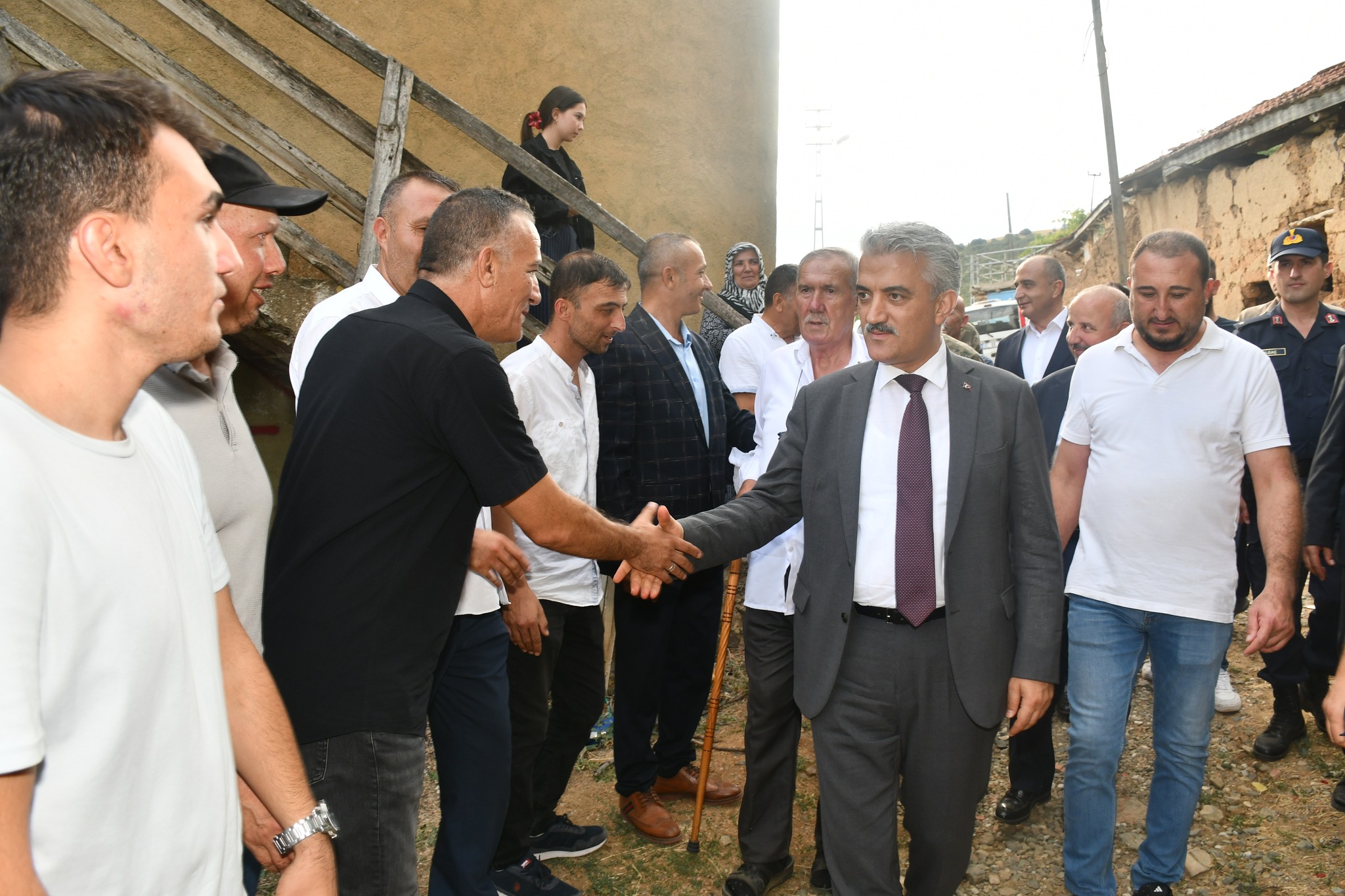 Vali Makas, Hatıra Ormanının Açılışını Gerçekleştirdi (2)