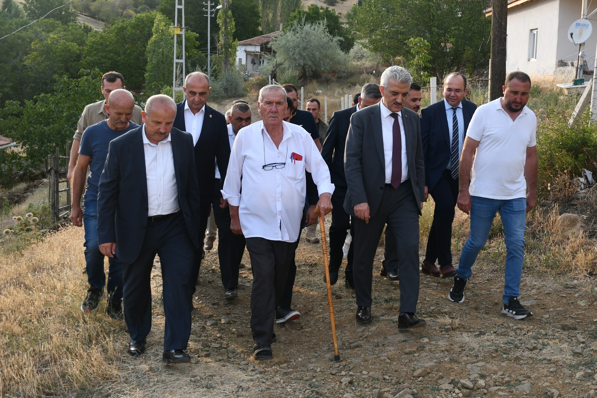 Vali Makas, Hatıra Ormanının Açılışını Gerçekleştirdi (3)