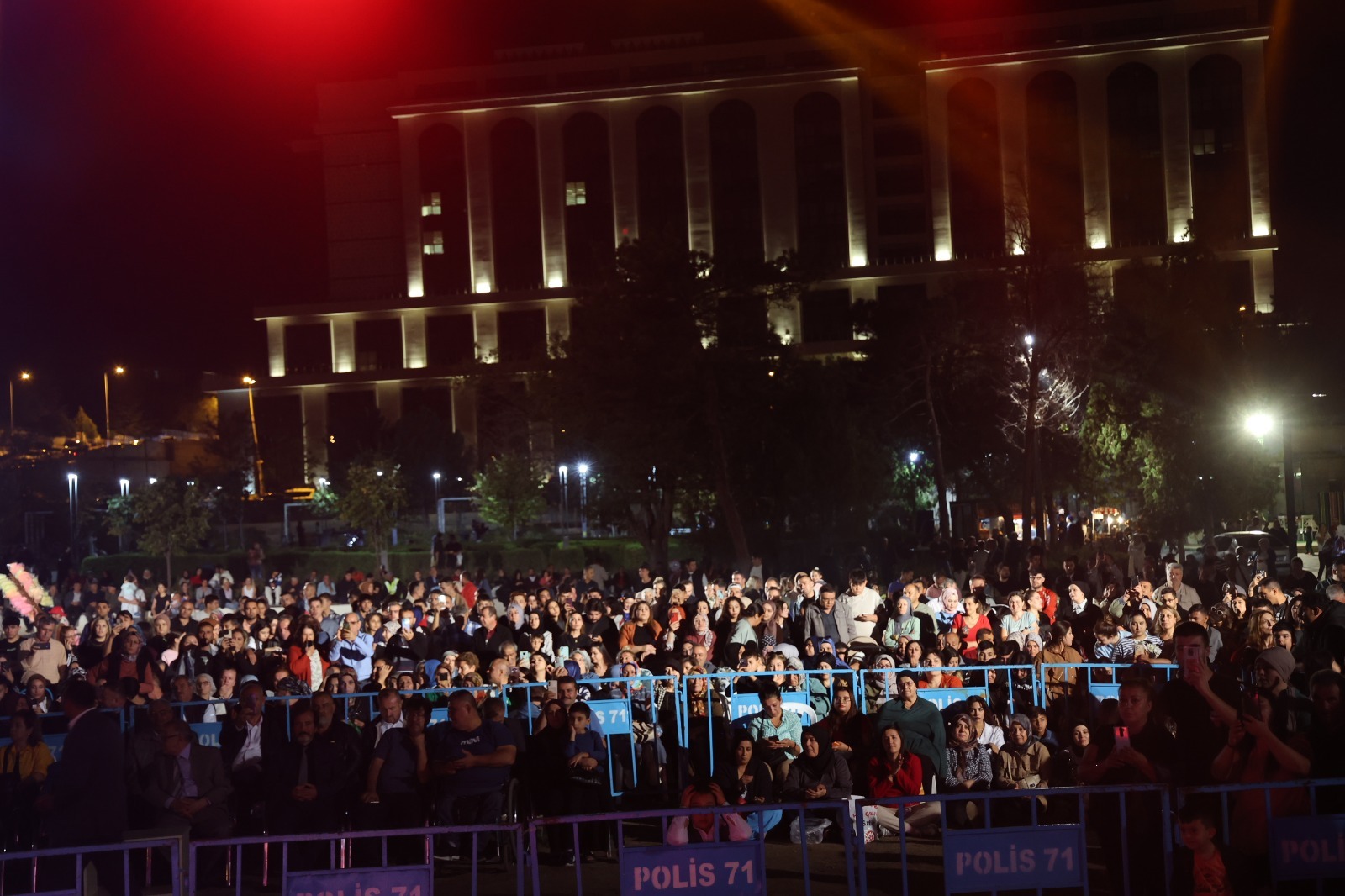 Kırıkkale’de Unutulmaz Gece! Tam Bir Kültür Şöleni Yaşandı! (6)