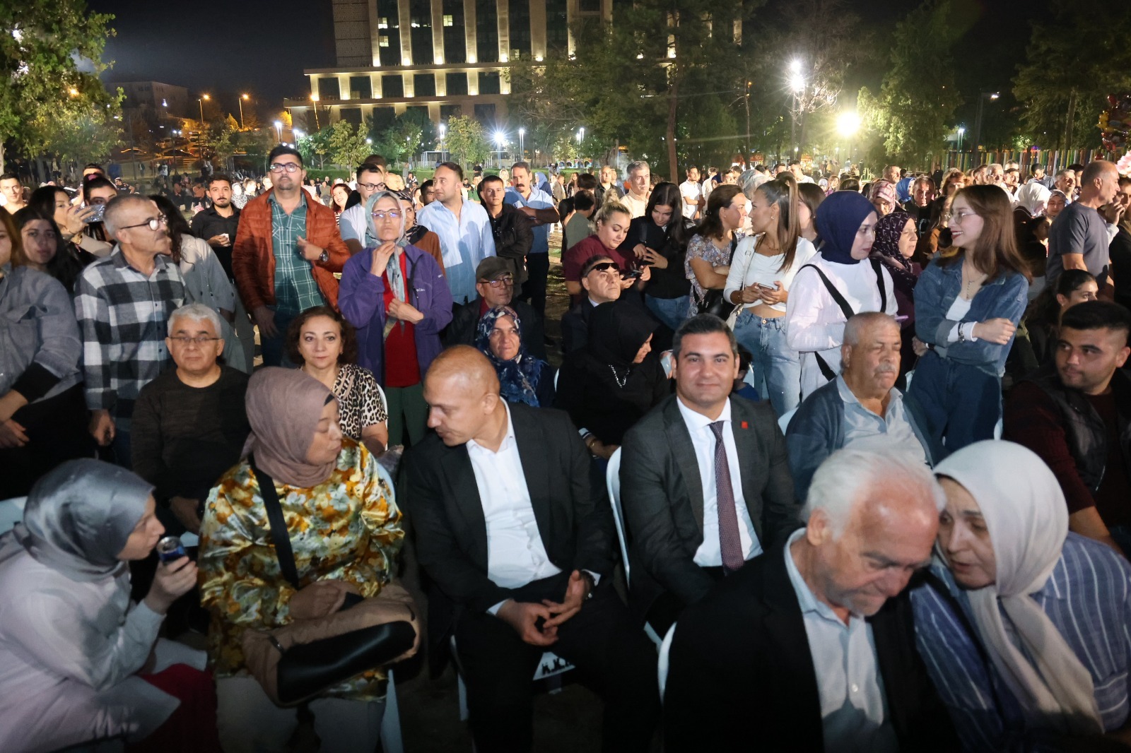 Kırıkkale’de Unutulmaz Gece! Tam Bir Kültür Şöleni Yaşandı! (8)