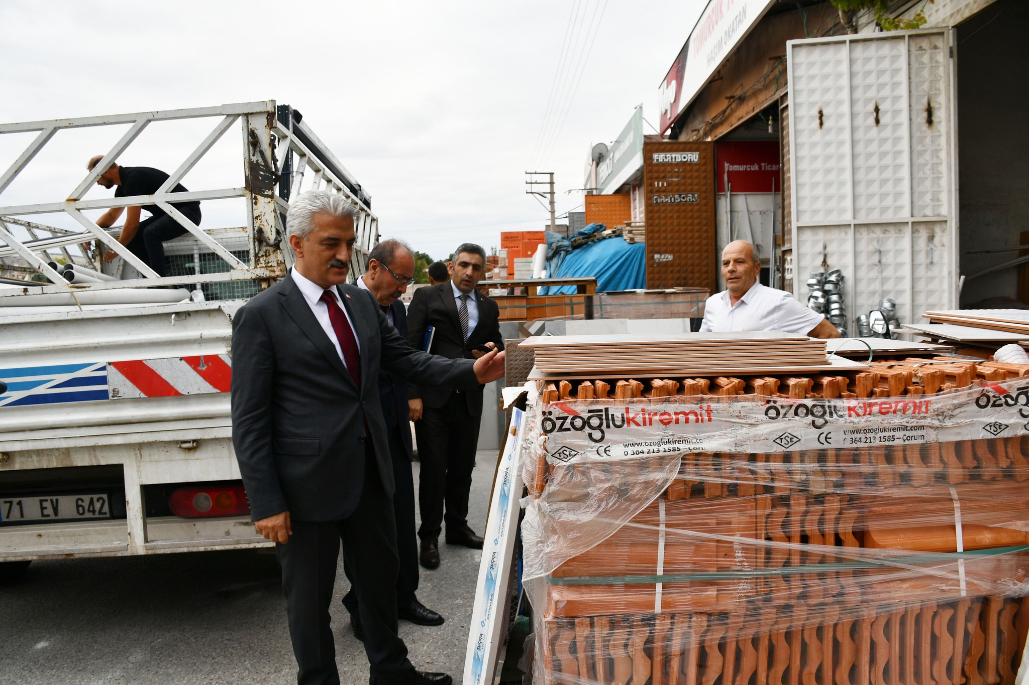 Kırıkkale Valisi Makas, Ardiyeciler Sitesi Esnafının Taleplerini Dinledi (1)