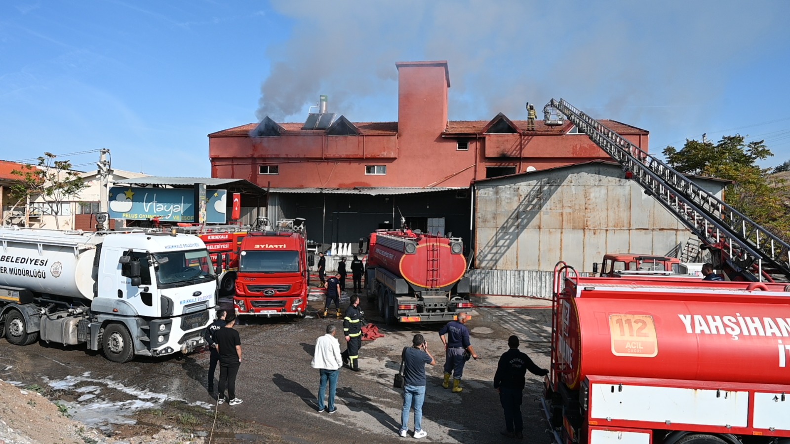 Kırıkkale’de Yanan Tekstil Atölyesinde Ikinci Yangın Çıktı (4)