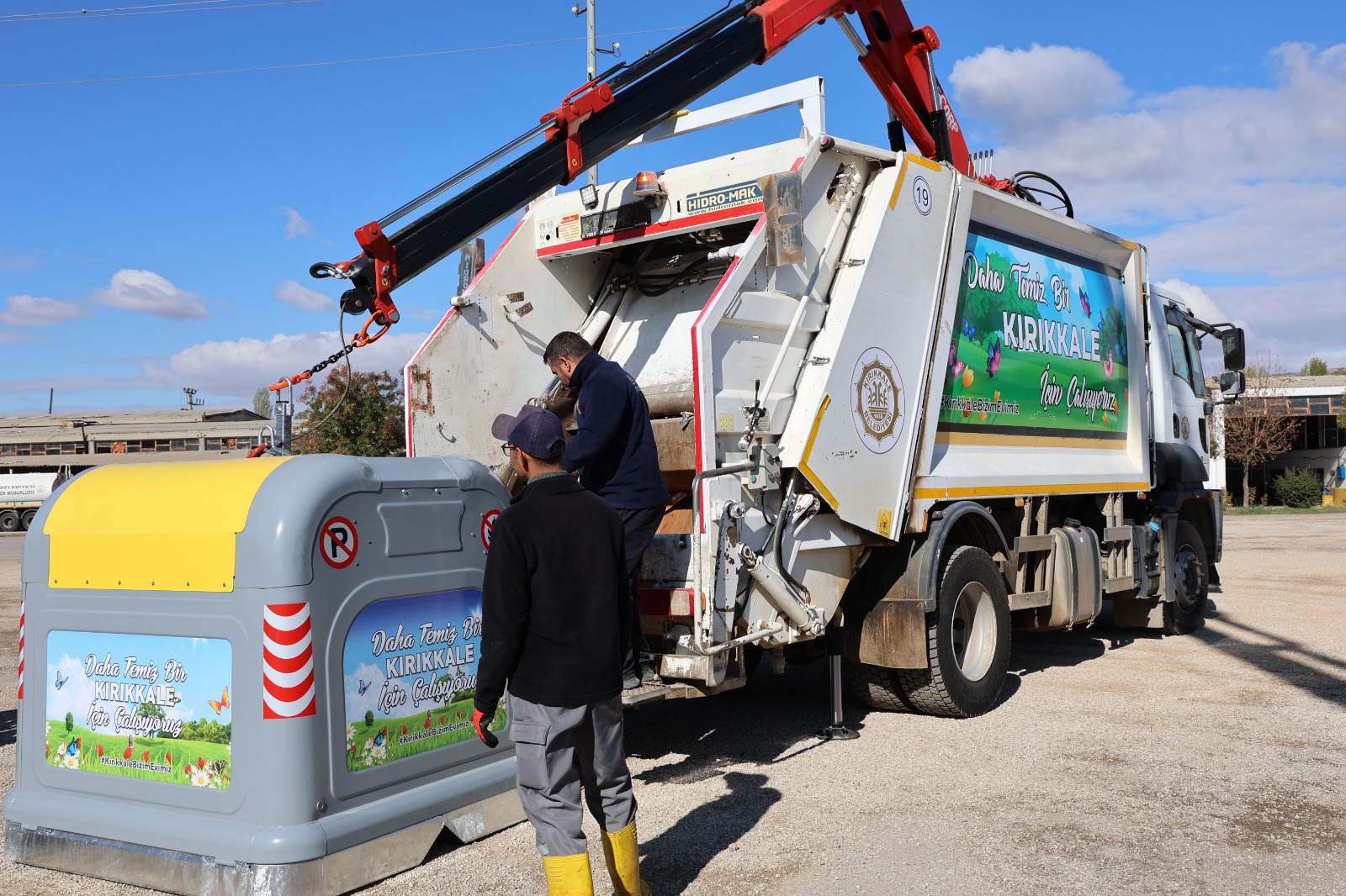 Yeni Nesil Çöp Konteynerleri Kırıkkale Sokaklarında4