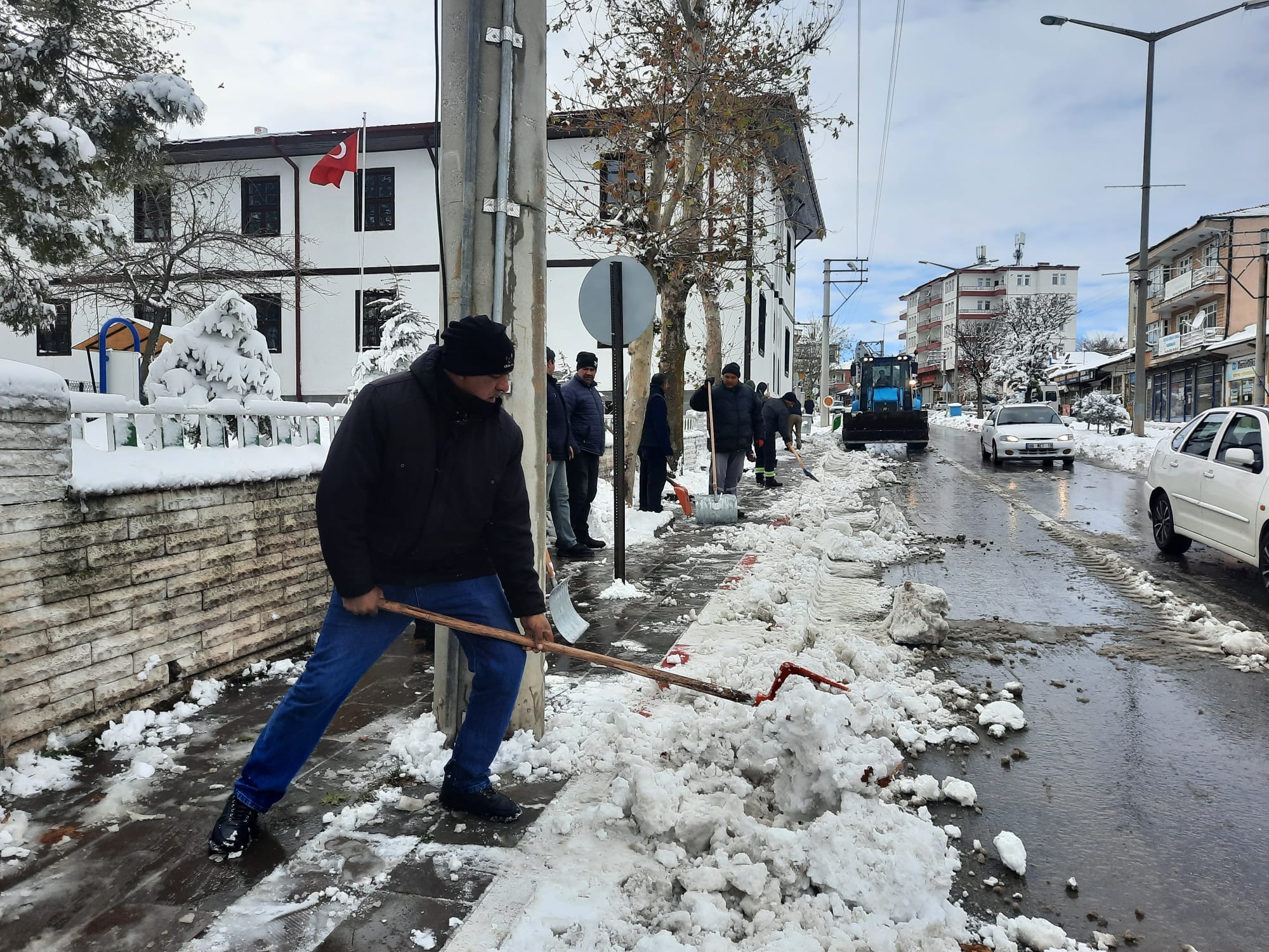 Keskin'de Karla Mücadele Çalışmaları Sürüyor (2)