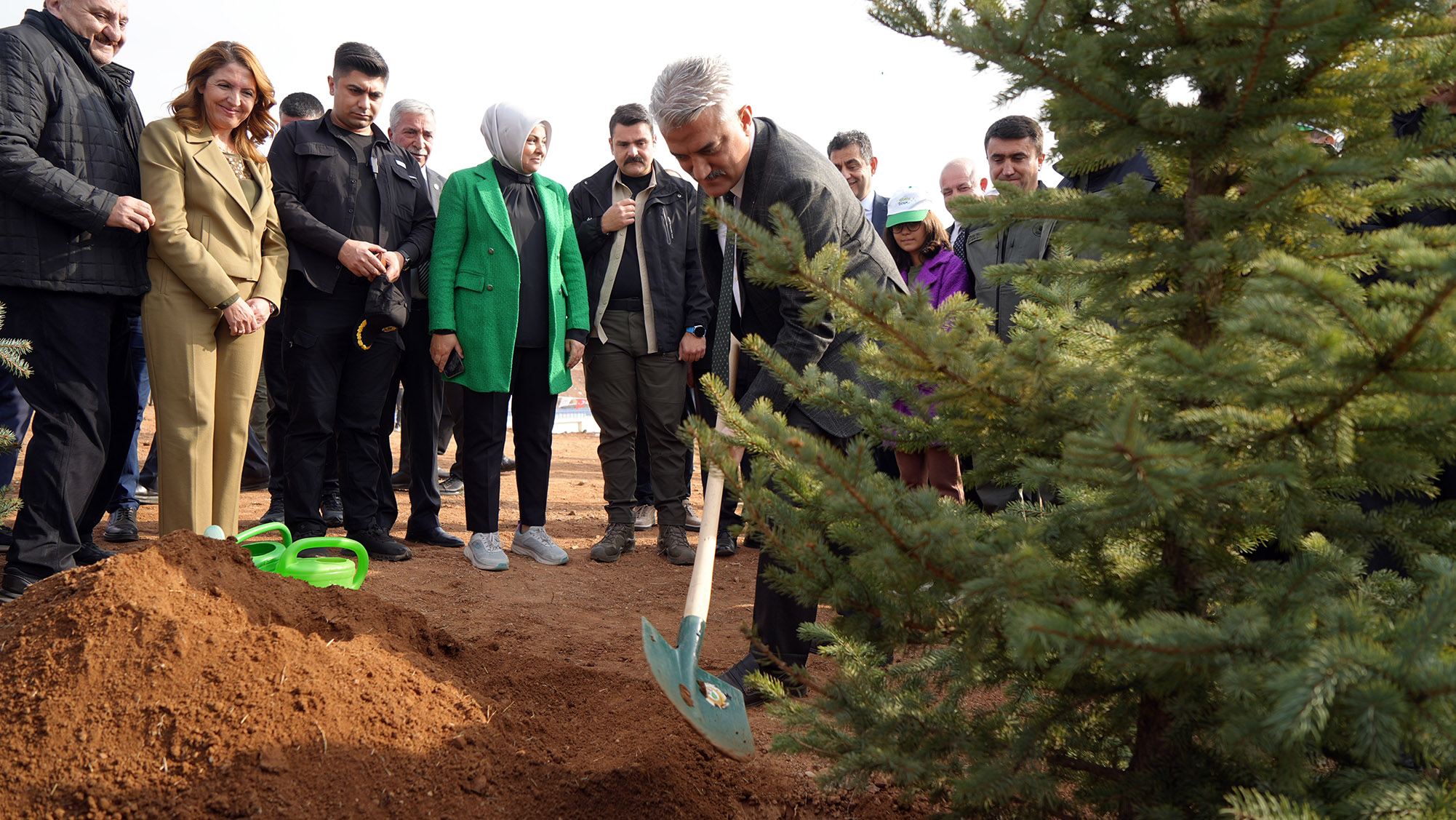 Kırıkkale’de Yüzlerce Fidan Toprakla Buluştu (2)