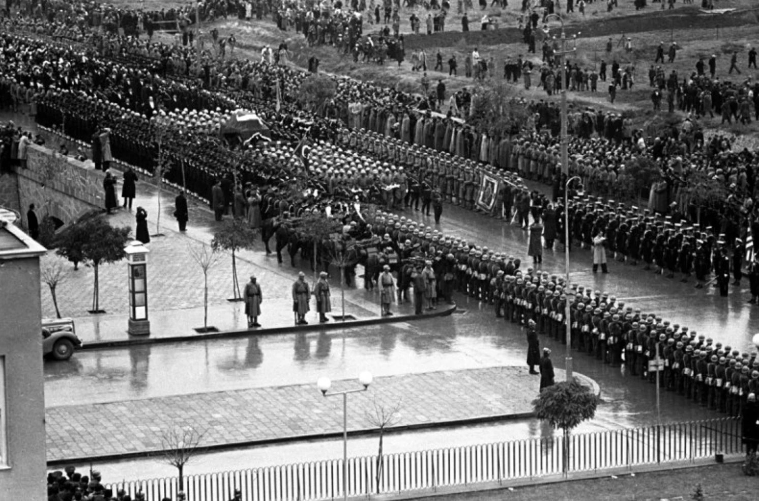 Mustafa Kemal Atatürk'ün Cenazesinden Fotoğraflar (21)